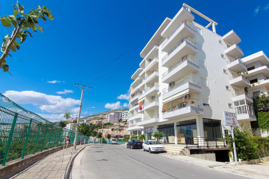 Blue Sea Apartments Sarandë 外观 照片