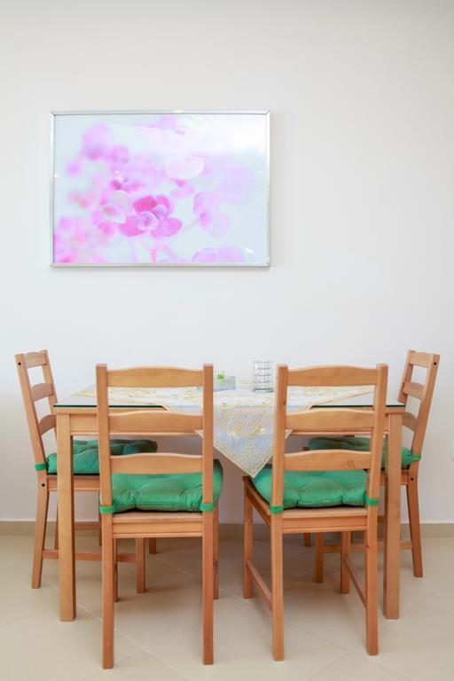 Blue Sea Apartments Sarandë 外观 照片