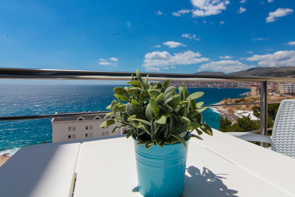Blue Sea Apartments Sarandë 外观 照片